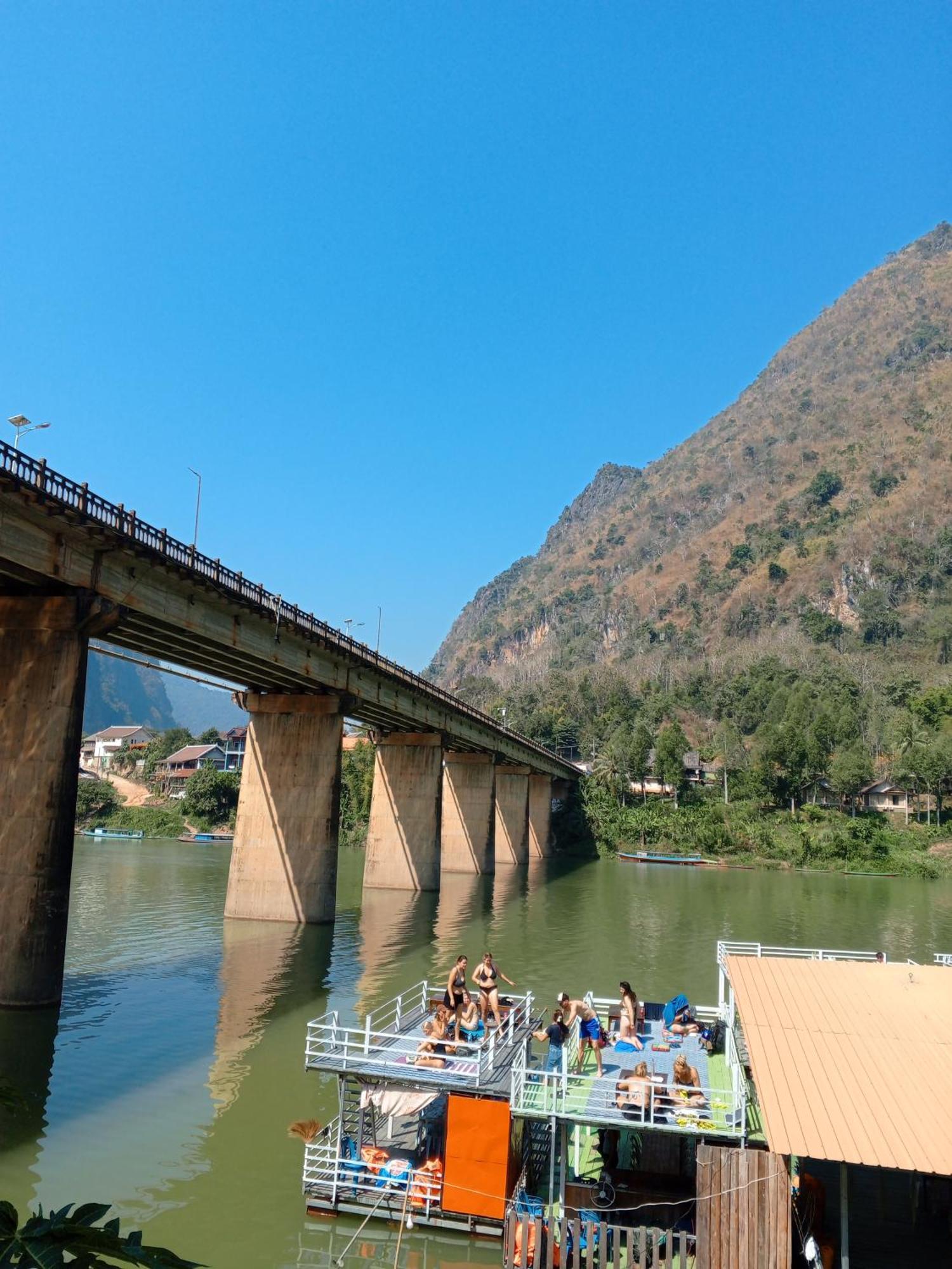 ホテル Cam U View Bungalow Nongkhiaw エクステリア 写真