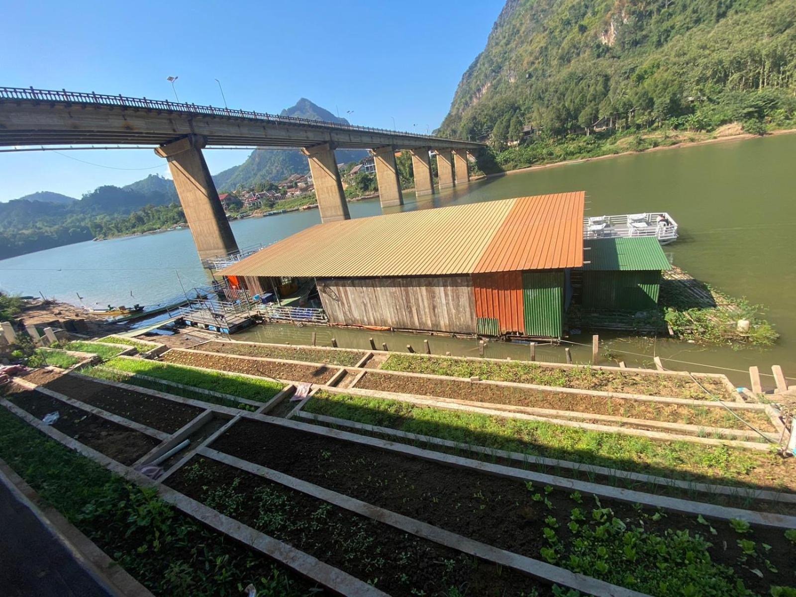 ホテル Cam U View Bungalow Nongkhiaw エクステリア 写真