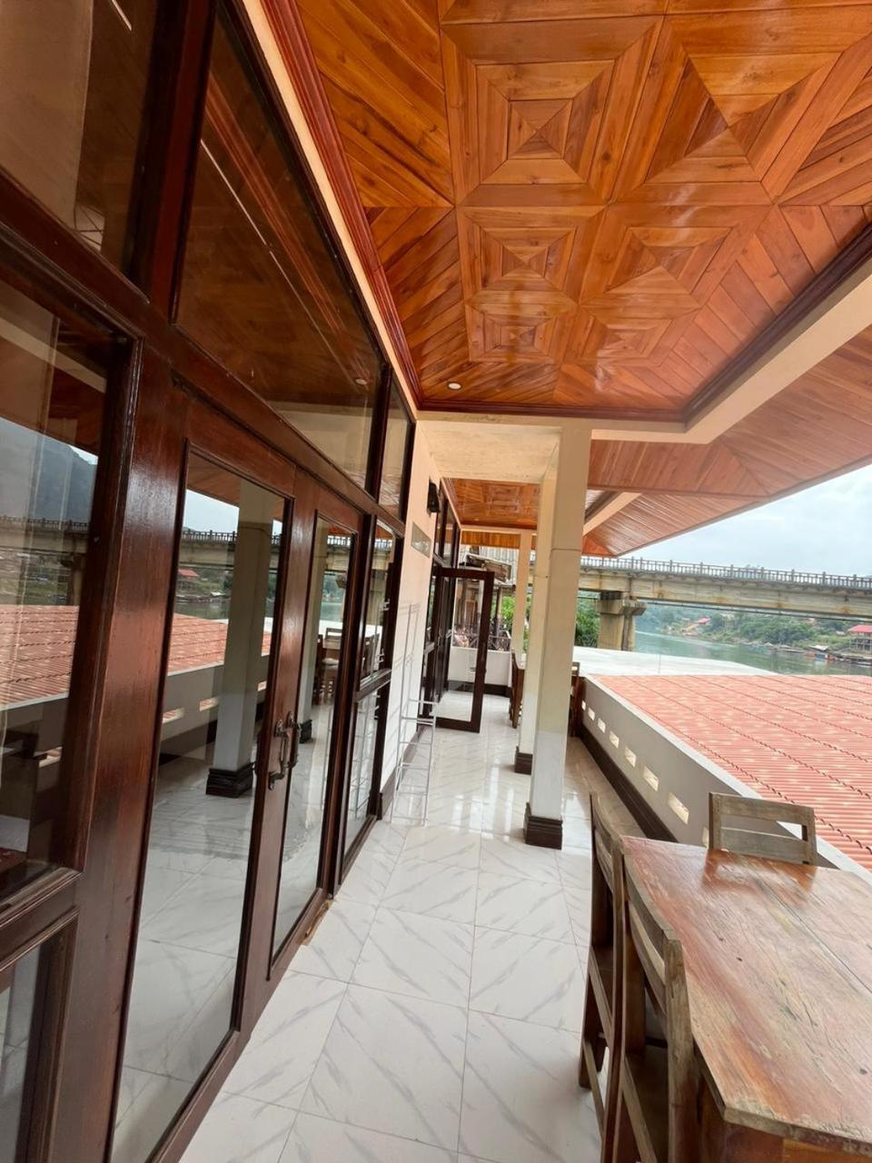 ホテル Cam U View Bungalow Nongkhiaw エクステリア 写真
