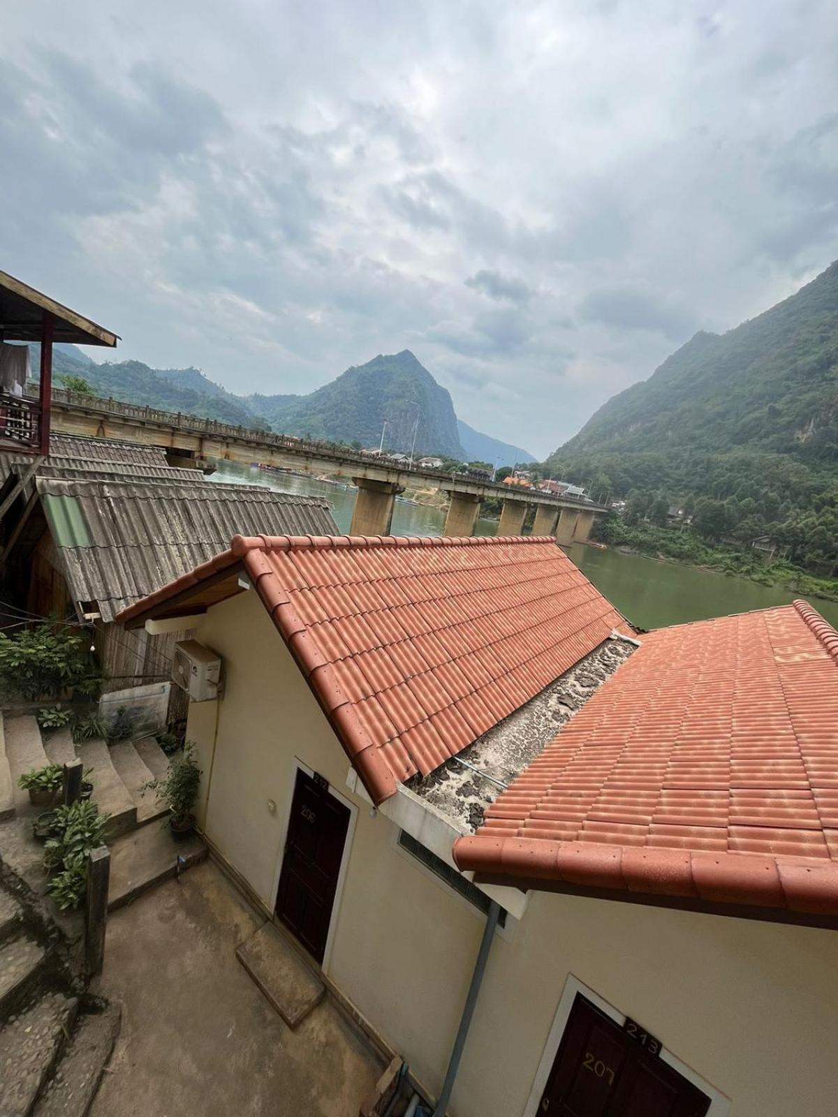 ホテル Cam U View Bungalow Nongkhiaw エクステリア 写真
