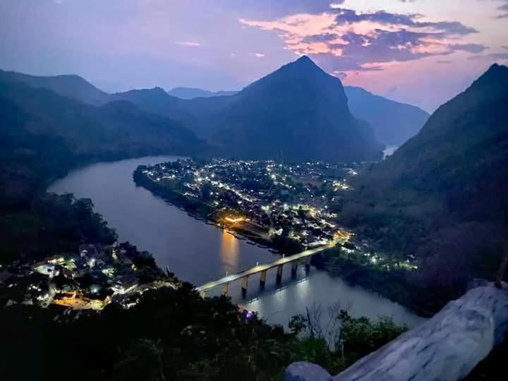 ホテル Cam U View Bungalow Nongkhiaw エクステリア 写真